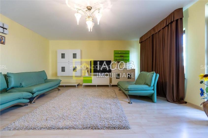 Vila Duplex cu 10 camere, cartier Serbanesti, Bacau - 14
