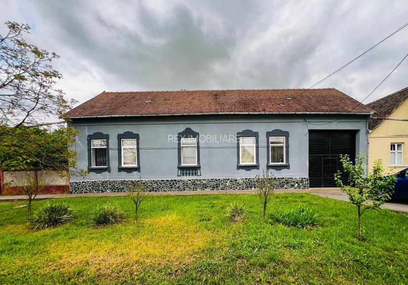 Casa Individuala 5 camere - Localitatea Liebling-  COMISION 0 % - 3