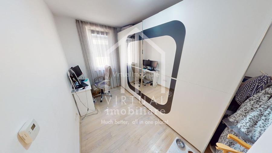 Casa de tip cvadruplex, 4 camere, 79mp utili, curte 70mp, 2 parcari - 15