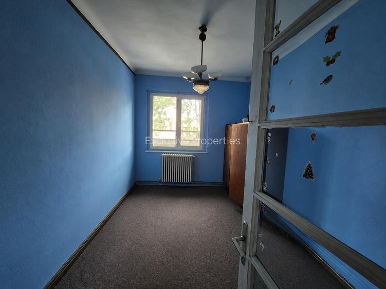 Apartament in vila intr-o zona foarte buna - 2