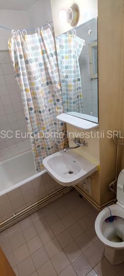 Garsoniera mobilata si utilata in Centrul Civic  - Mall AFI - 6