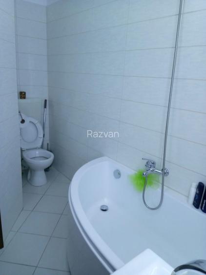 Vand apartament 3 camere Damaroaia Jiului zona linistita - 6