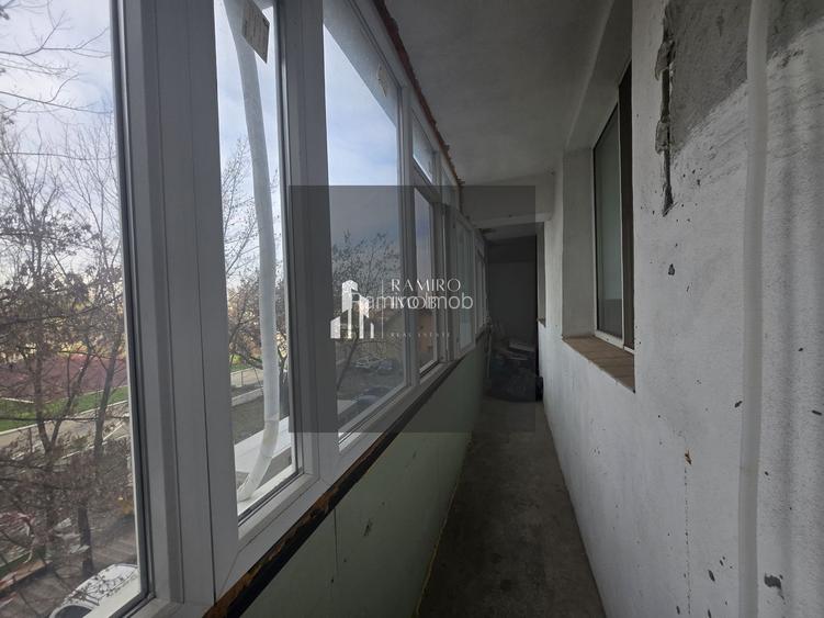 Apartament 3 etaj 2 lift camere decomandat 70mp Prelungirea Ferentari - 2