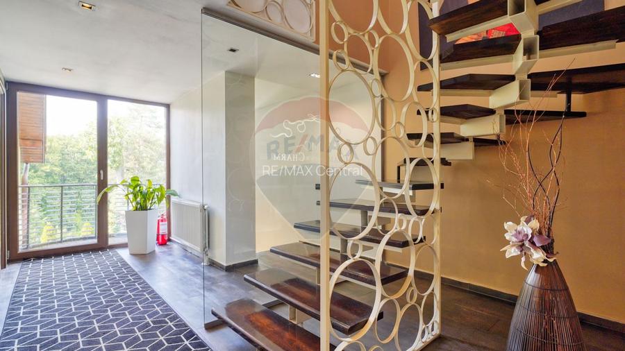 Proprietate de vânzare – Clădire premium pe drumul spre Poiana Brașov - 6