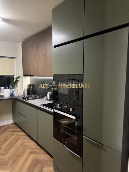 3 Camere de vanzare | Dristor | 1984 | Etaj 4/8 | Metrou 5' | Anvelopat - 6