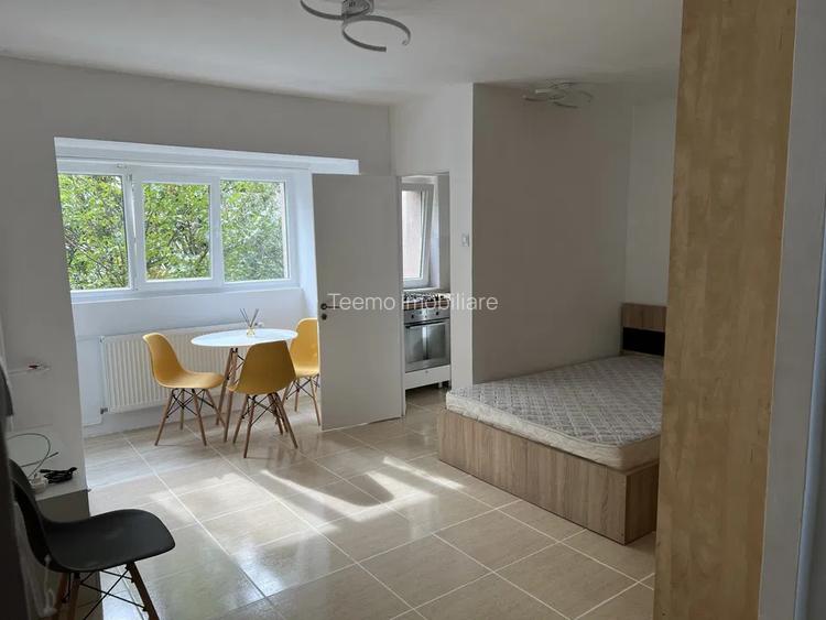 Garsoniera, semidecomandata, 30 mp, metrou, zona Dristor - 2