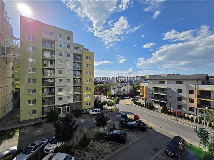 Apartament doua camere si boxa de vanzare in Top City Tractorul - 9