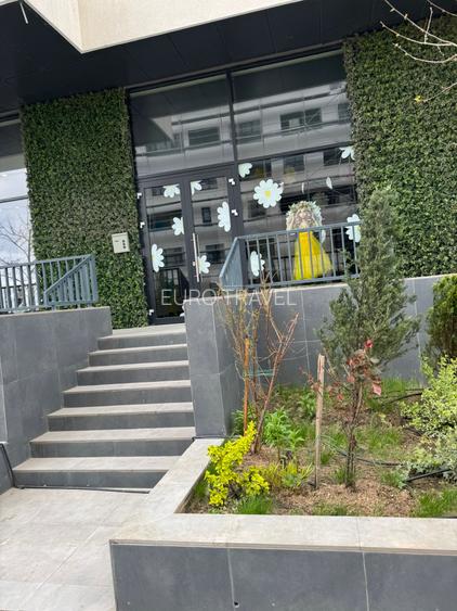 spatii comerciale premium (diferite suprafete disponibile 300,500,800 mp) - 2