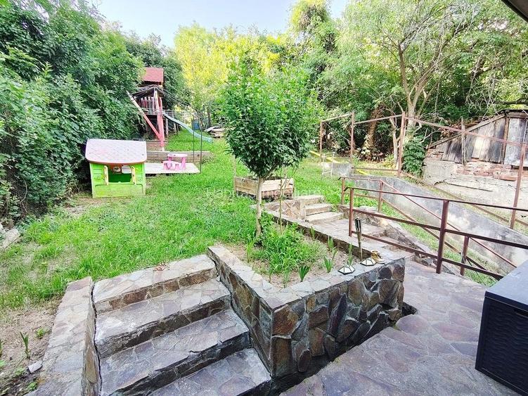 Casa individuala S+P+M cu teren 1723 mp, zona linistita, in Grigorescu - 4