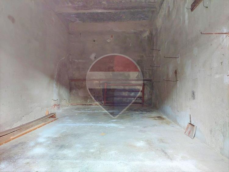 Garsoniera Centrul Civic, bloc apartamente + garaj propriu 15mp