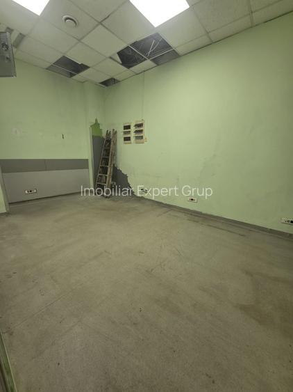 Piata Victoriei 638 mp vitrina 18 m vizibilitate buna - 8