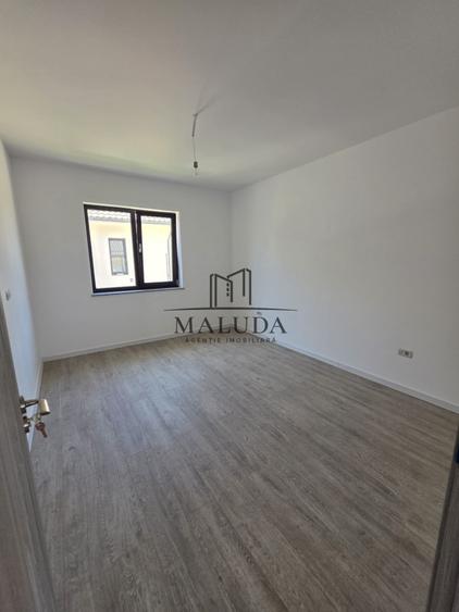 Casa de vanzare Zavoi