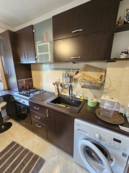 Mihai Bravu/Bloc Nou/Studiou La Cheie/3 Minute Metrou/ - 7