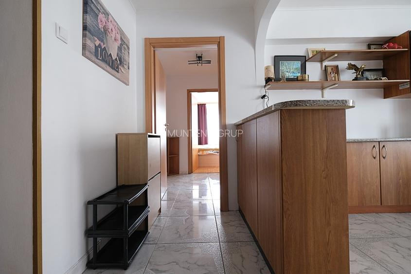 Cal. CALARASILOR, apartament 2 camere decomandate, mobilate si utilate, etaj 6/8 - 10