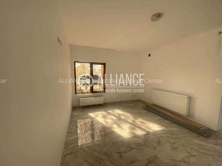VALU LUI TRAIAN(COD 07) -Casa P+M 5 camere cu teren de 300 mp - 6