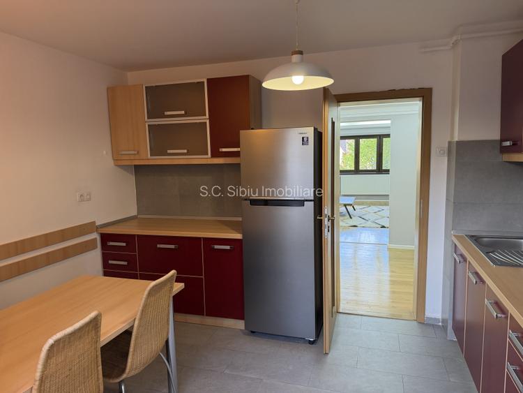 apartament modern 3 camere  central str. noica politie et 1 - 4