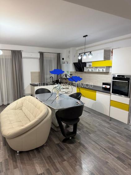 3 Camere, 2 bai, parcare si boxa, Tractorul Maurer - 2