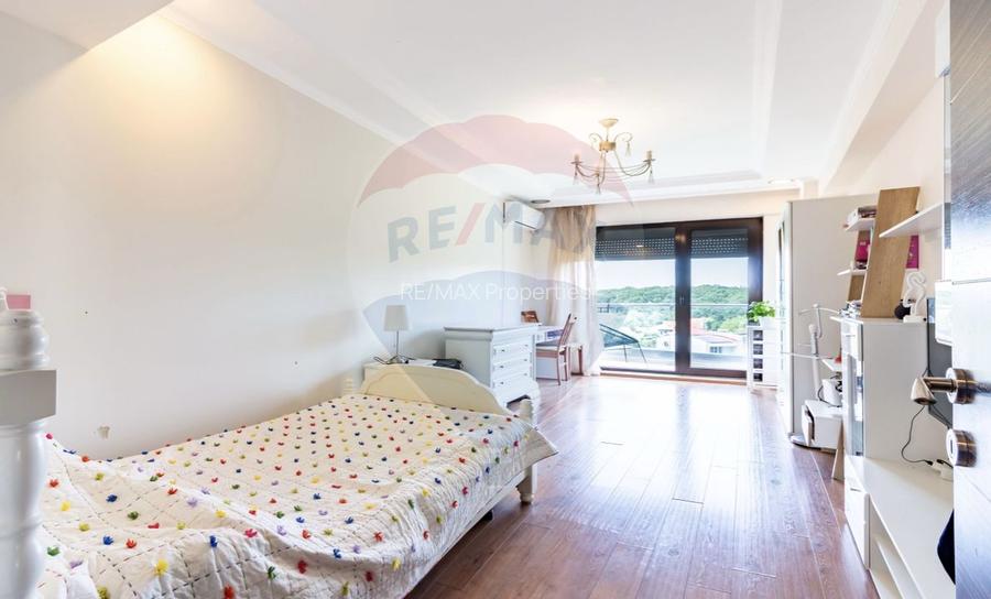 Apartament cu 3 camere de vanzare, langa padure, piscina, loc de joaca - 12