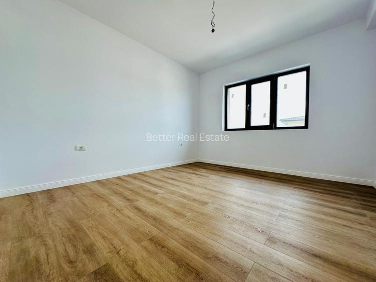 Casă de vânzare individuală, 4 camere Berceni Ilfov | 350 MP  | Stradă Asfaltată - 12