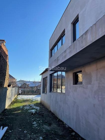 Casa in Oradea langa Piata 22 Decembrie zona centrala, linistita si exclusivista - 3