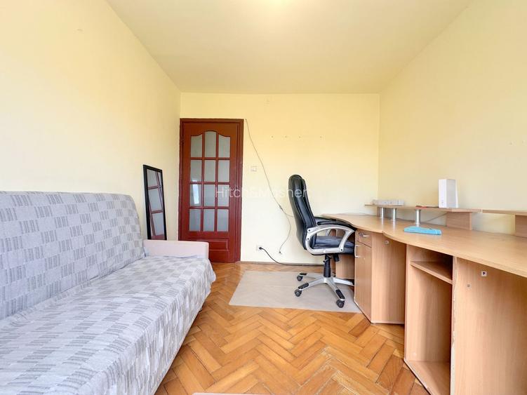 Apartament cu 3 camere de vanzare - Zona Soarelui - 7
