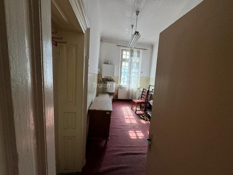 Casa boiereasca Ultracentrala, cu potential comercial deosebit! - 19