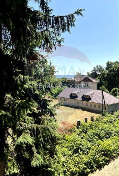 Hotel-bază de tratament, edificat în zonă cu ape sulfuroase - 3