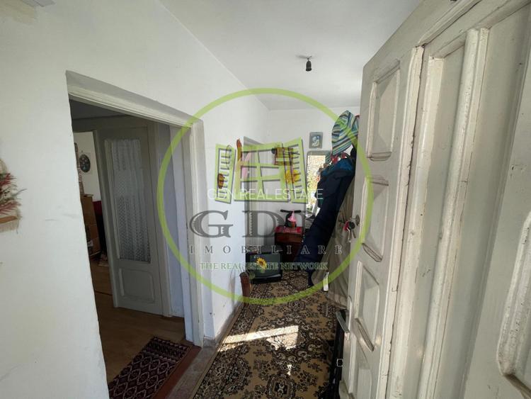 Casa parter bilaterala cu teren de 401mp si toate utilitatile in Catargiu - 5