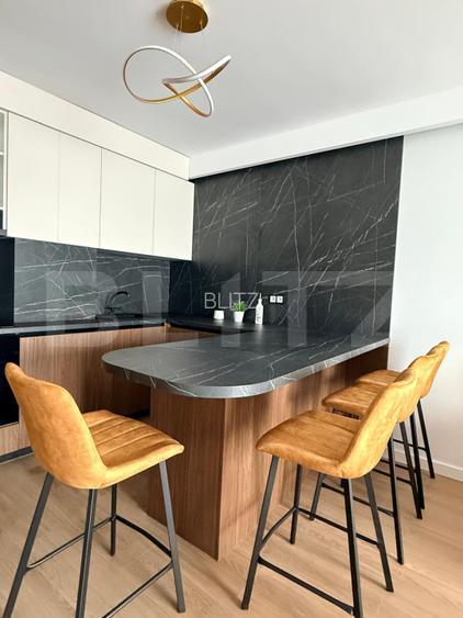 Apartament lux 2 camere, 49 mp, terasa 10 mp, etaj intermediar, garaj, Eroilor - 12