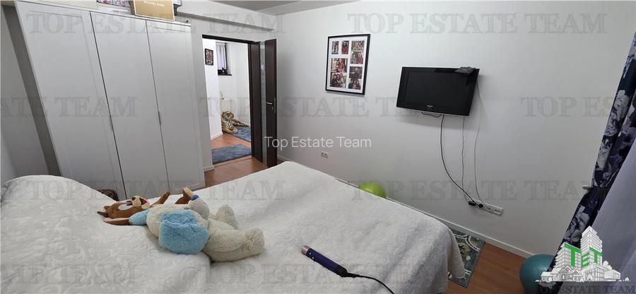 Prelungirea Ghencea/ Vila exclusivista cu panouri solare si garaj/ 5 camere, 240 - 28