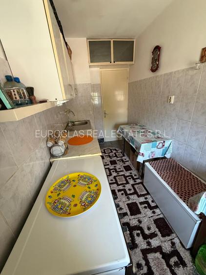 Garsoniera -INEL II -  I.C.BRATIANU (SCOALA 8 )- 59.000 EURO(COD E11+E12 ) - 7