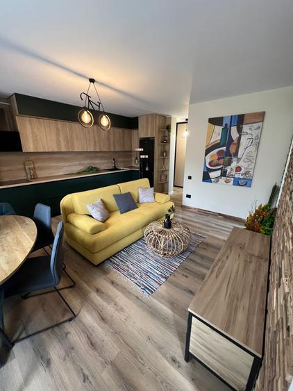 Apartament nou la cheie, 3 camere, 56 mp utili, parcare, zona Stejarului