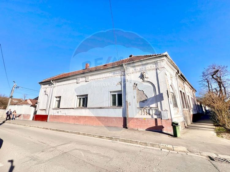 De vânzare casă cu 4 camere, Ultracentral, str Mihai Eminescu - 17