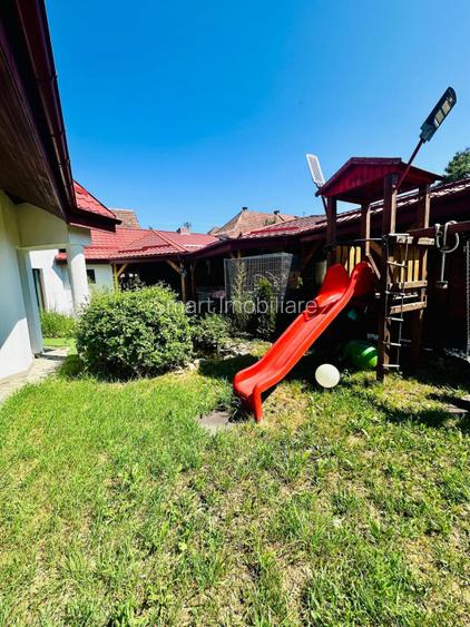 Casa moderna 5 camere 170mpu + 300mp curte Cisnadie - 8