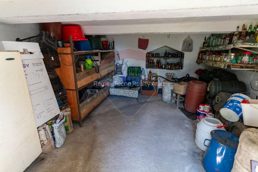 Casă / Vilă cu 3 camere de vânzare - 14