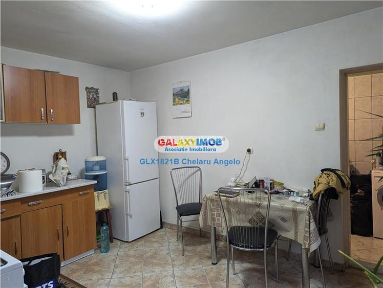 Rahova-Margeanului casa 100 mp, teren 315 mp,deschidere 13,5 ml,garaj - 28