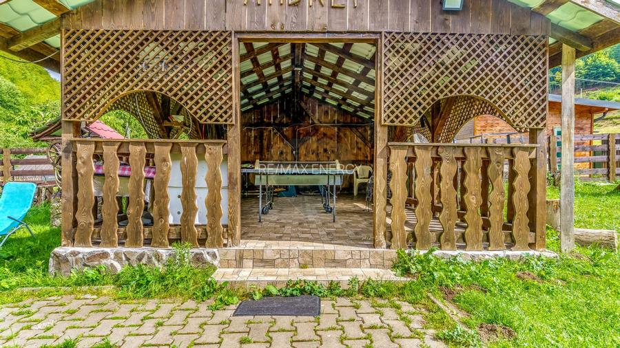 Cabana de vânzare –Mărișel, 10 camere, terasa 41mp, piscină, ciubăr - 9