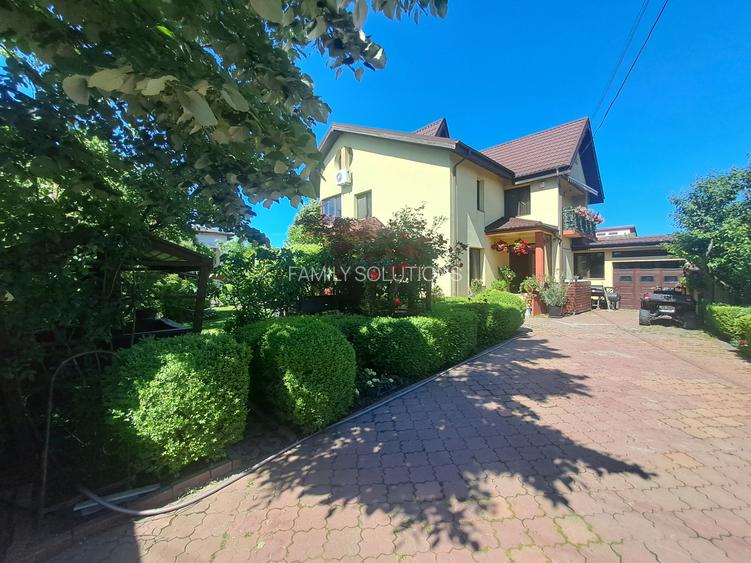 Casa individuala cu piscina. P+1+M. zona foarte buna - 53