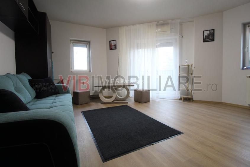 Decebal - Piata Alba Iulia - vedere bulevard - bloc mixt - 2 balcoane - 11