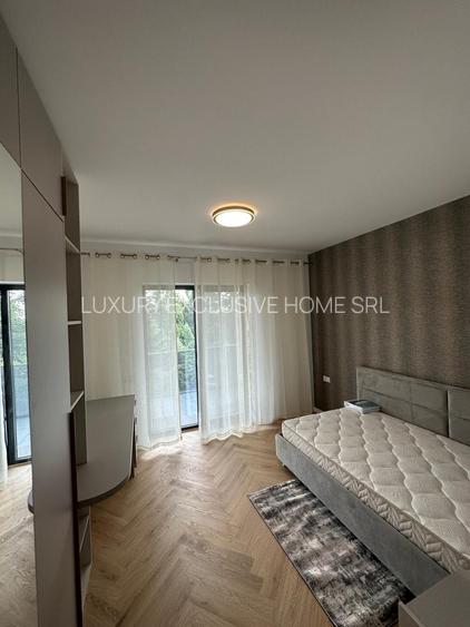 Iancu  Nicolae. 3 camere super lux - 6