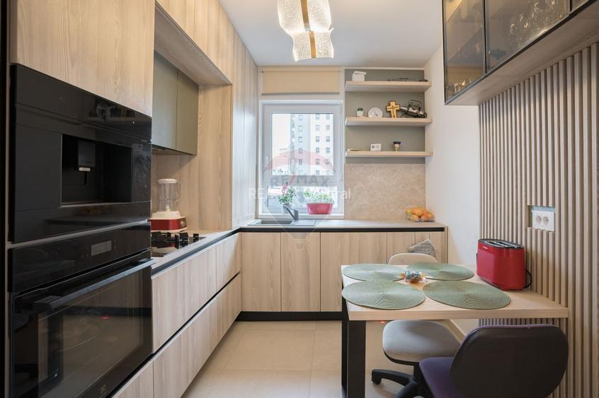 Apartament cu 3 camere decomandat, boxă și parcare la Casa Nobel - 2