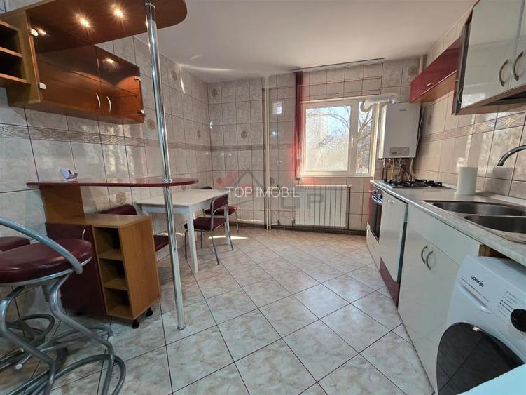 Oferta RARA - 1001 articole, 3 camere decomandat, 2 balcoane, liber - 4