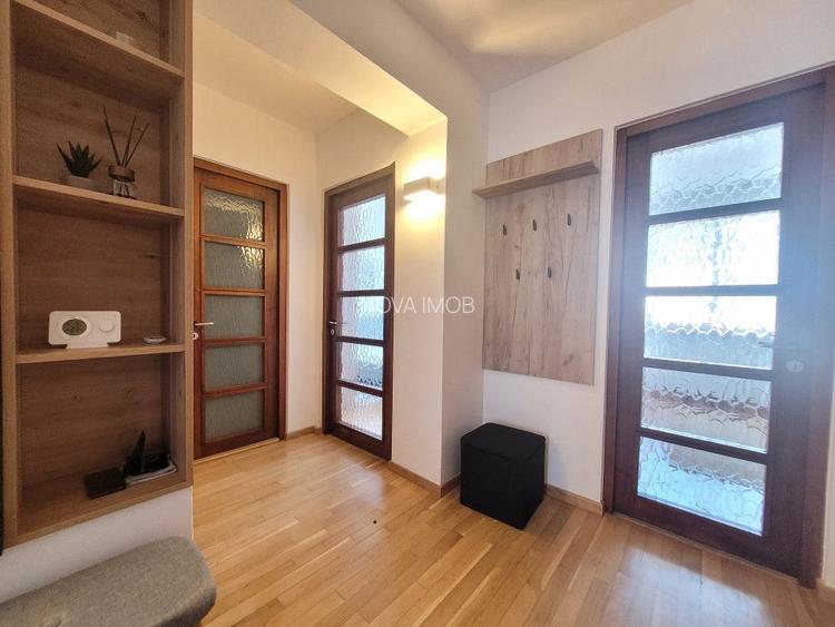 Apartament 3 camere,  Zona Centrala - Bulevardul Milea - 9