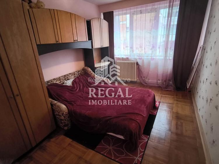 Apartament 3 camere de vânzare – Zona Micro 4 (lângă Supeco) - 7