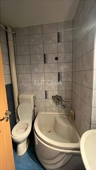 Garsoniera, zona Podu Ros - 3