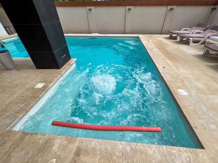 Ready to move  |  Vila premium cu piscina și jacuzzi încălzite - 13