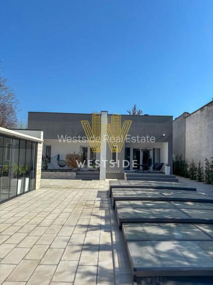 Vila impresionanta de vanzare, zona Lunei - 3