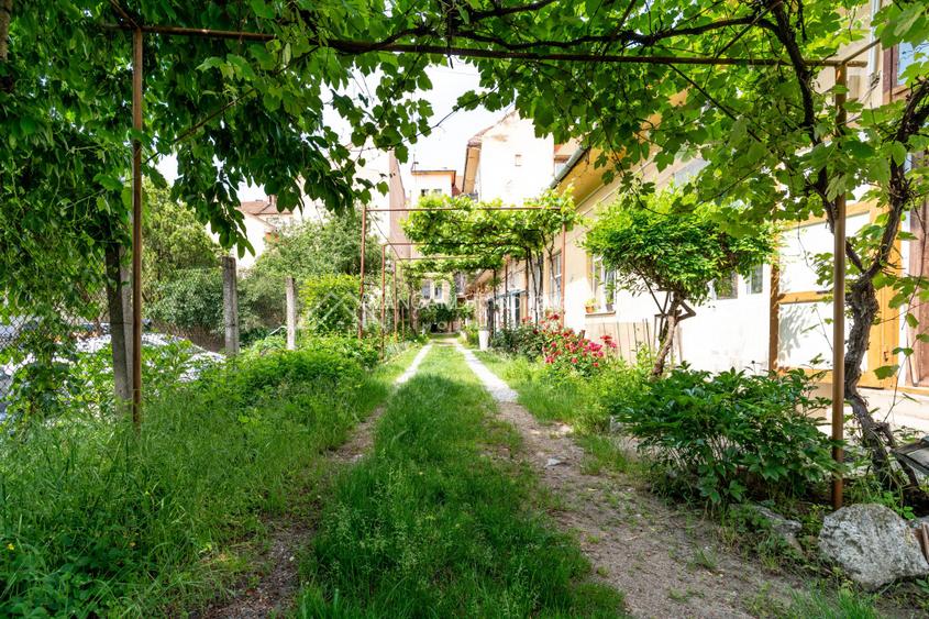 Apartament cu 3 camere, 87 mp, parcare, strada Horea - 15