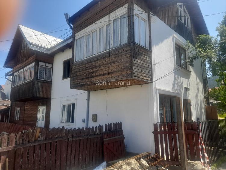 Casă-Vatra Dornei (cca. 75 m de piața agro-alim.) Preț 100.000 euro. - 2