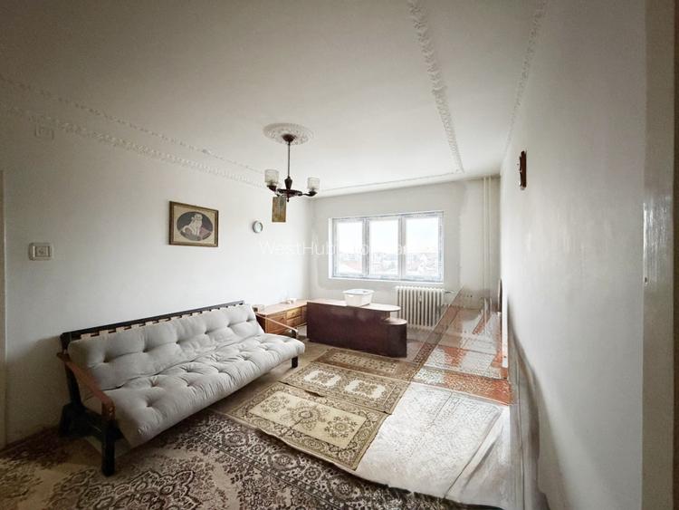 Apartament 3 camere, decomandat, 68mp, etaj 5/10 Complexul Studentesc  - 2